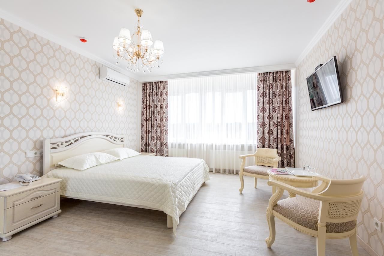 Отель Hotel Premier Днепродзержинск